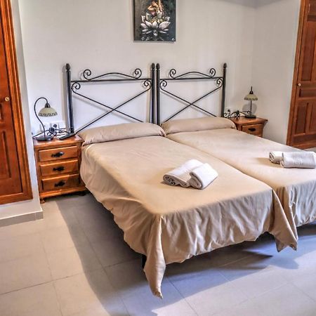 Hostal Rural de Cuadros Bedmar y Garciez Exterior foto