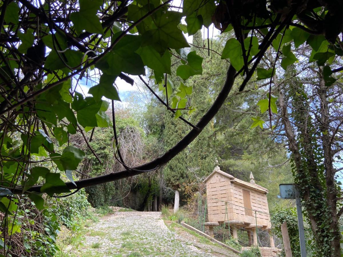 Hostal Rural de Cuadros Bedmar y Garciez Exterior foto